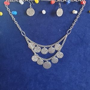 Paparazzi Necklace and earring set